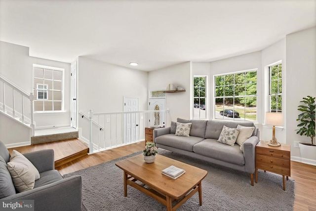 311 CROSSING RD, Fredericksburg, VA 22406