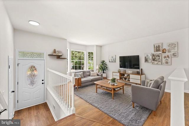 311 CROSSING RD, Fredericksburg, VA 22406