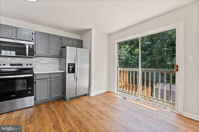 311 CROSSING RD, Fredericksburg, VA 22406