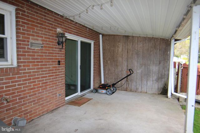 2121 MARKET STREET EXT, Middletown, PA 17057
