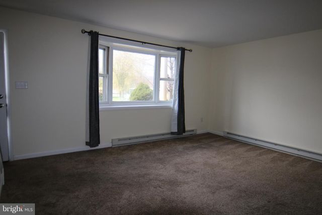 2121 MARKET STREET EXT, Middletown, PA 17057