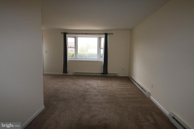 2121 MARKET STREET EXT, Middletown, PA 17057