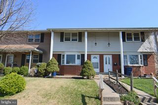 2121 MARKET STREET EXT, Middletown, PA 17057