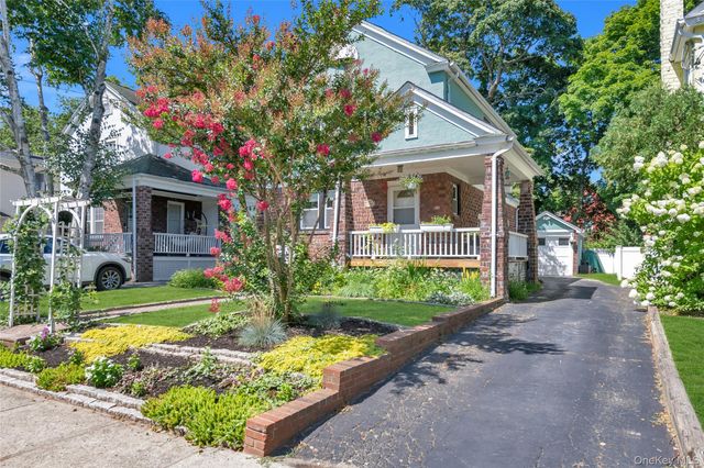 48 Hillview Avenue, Port Washington, NY 11050