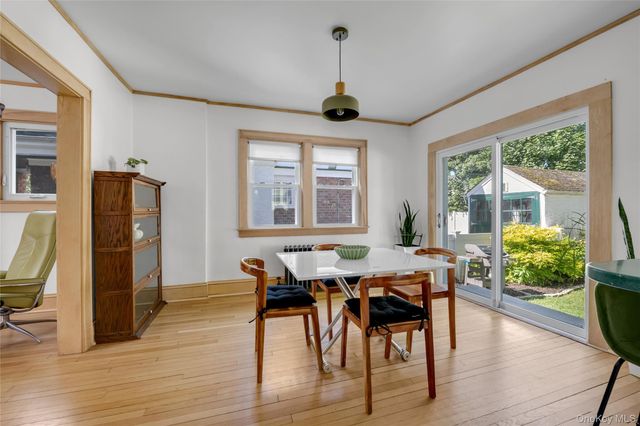 48 Hillview Avenue, Port Washington, NY 11050