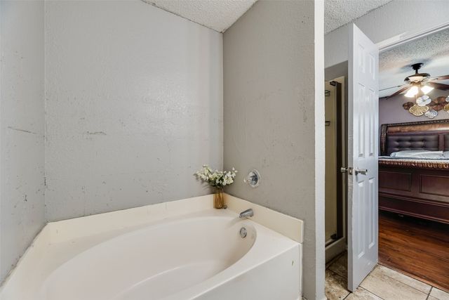 1205 Candlenut Court, Desoto, TX 75115