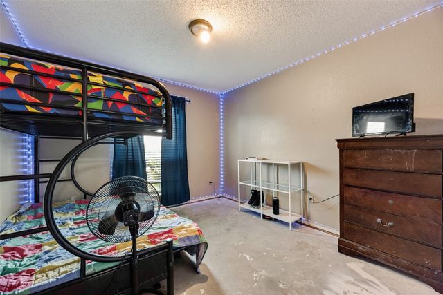 1205 Candlenut Court, Desoto, TX 75115