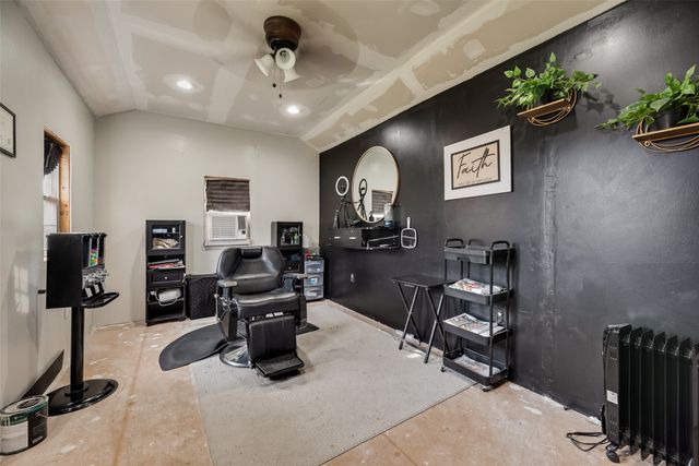 1205 Candlenut Court, Desoto, TX 75115