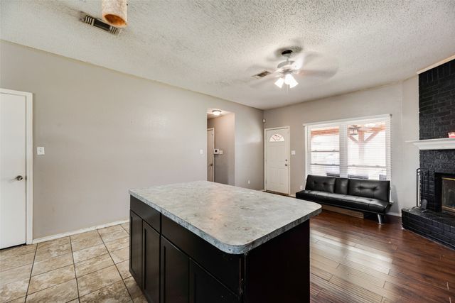 1205 Candlenut Court, Desoto, TX 75115