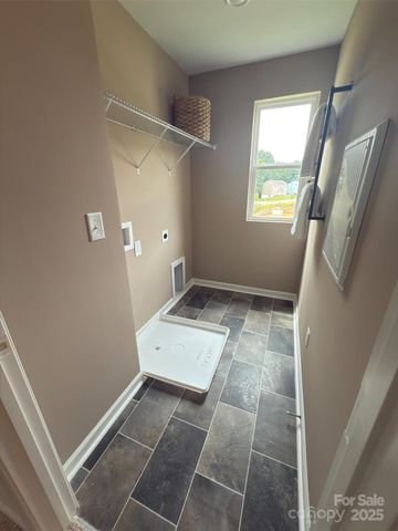 4556 Green Drake Drive, Charlotte, NC 28269