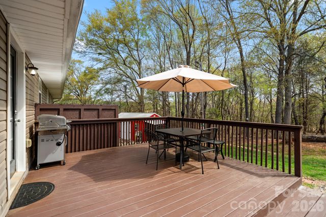 154 Shadowgate Drive, Forest City, NC 28043