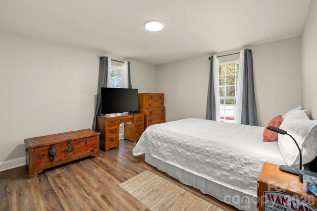 154 Shadowgate Drive, Forest City, NC 28043