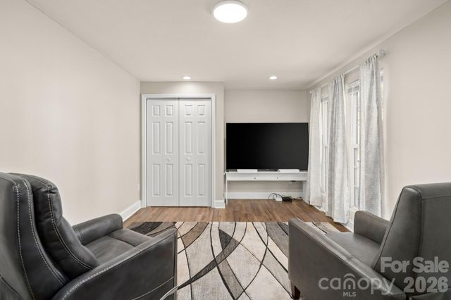 154 Shadowgate Drive, Forest City, NC 28043