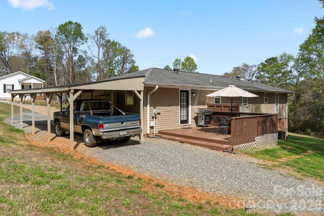 154 Shadowgate Drive, Forest City, NC 28043