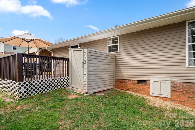 154 Shadowgate Drive, Forest City, NC 28043