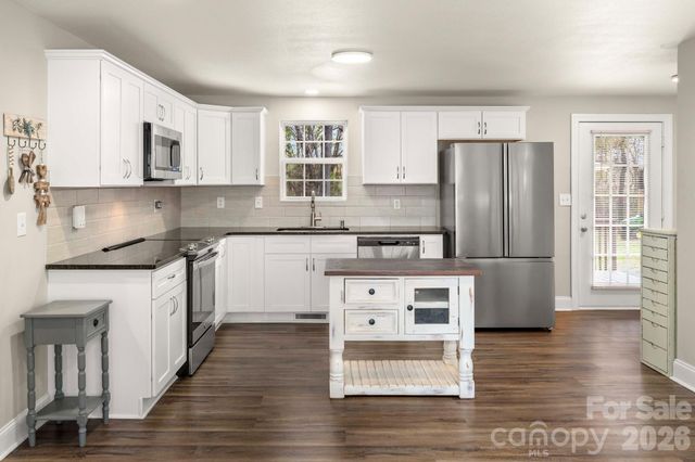 154 Shadowgate Drive, Forest City, NC 28043