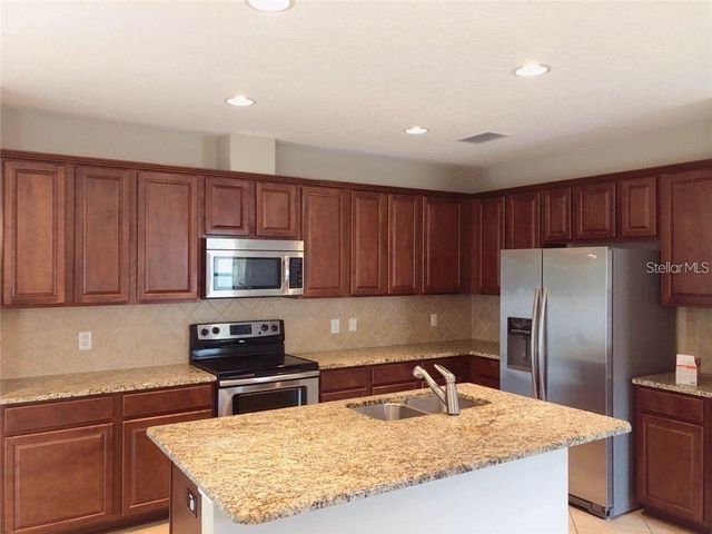 7833 TUSCANY WOODS DRIVE, Tampa, FL 33647