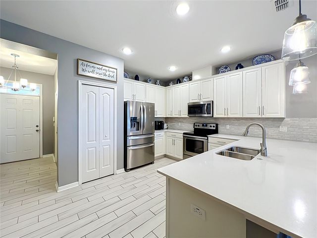 17457 CHATEAU PINE WAY, Clermont, FL 34711