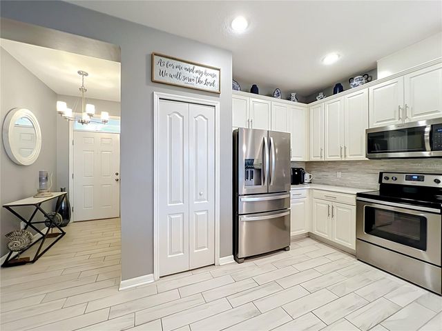 17457 CHATEAU PINE WAY, Clermont, FL 34711