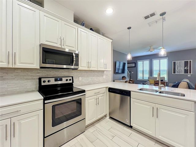 17457 CHATEAU PINE WAY, Clermont, FL 34711