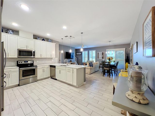 17457 CHATEAU PINE WAY, Clermont, FL 34711