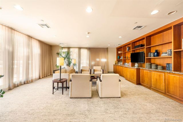 400 E 3rd Avenue 404, Denver, CO 80203