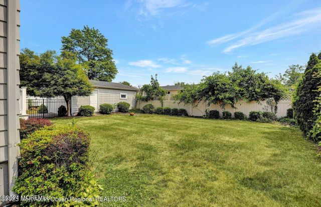 20 Clarence Avenue, Long Branch, NJ 07740