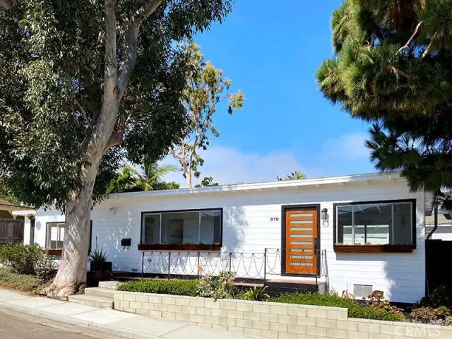 919 N Herrin Street, Manhattan Beach, CA 90266
