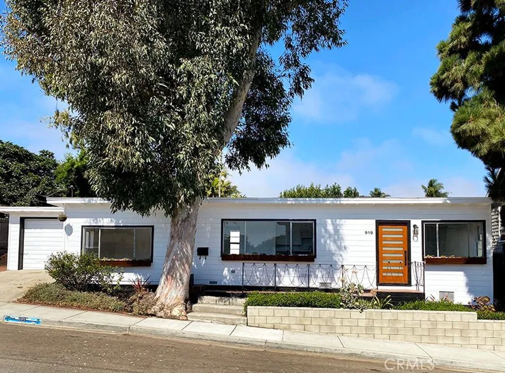 919 N Herrin Street, Manhattan Beach, CA 90266