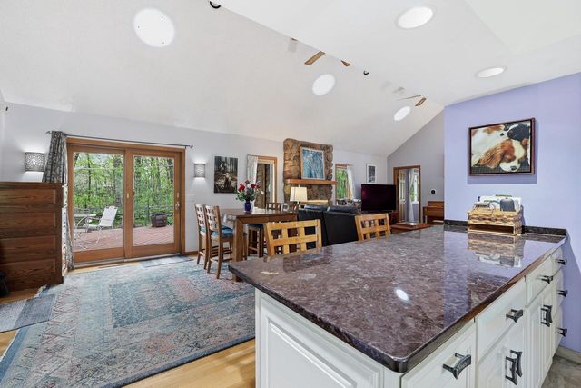 611 HONEY BEAR COURT, Waupaca, WI 54981
