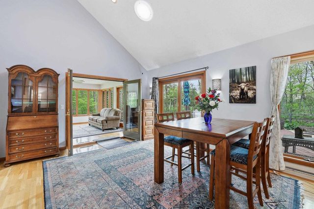 611 HONEY BEAR COURT, Waupaca, WI 54981