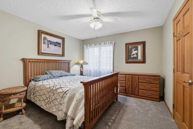 611 HONEY BEAR COURT, Waupaca, WI 54981