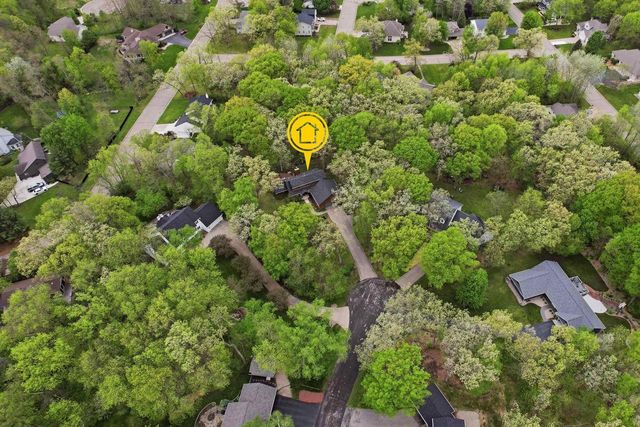 611 HONEY BEAR COURT, Waupaca, WI 54981