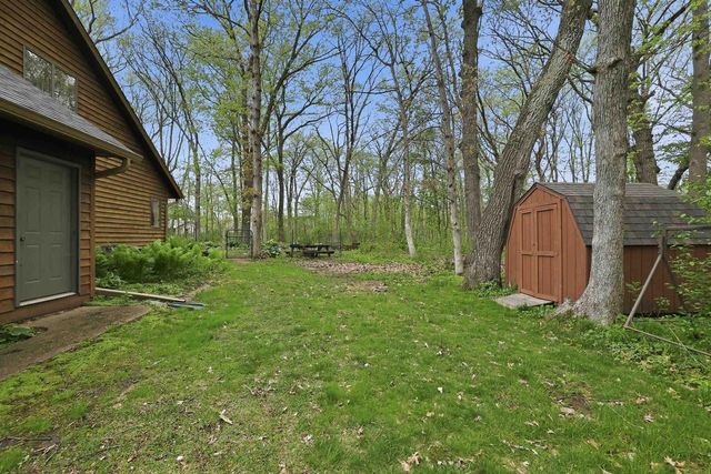 611 HONEY BEAR COURT, Waupaca, WI 54981
