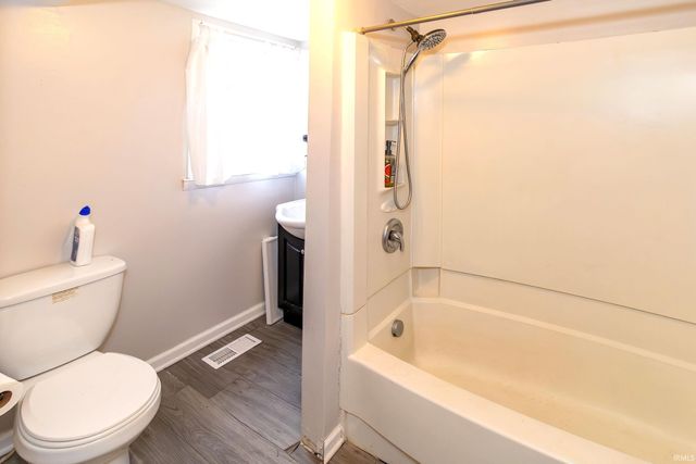 423 W Sycamore Street, Boonville, IN 47601