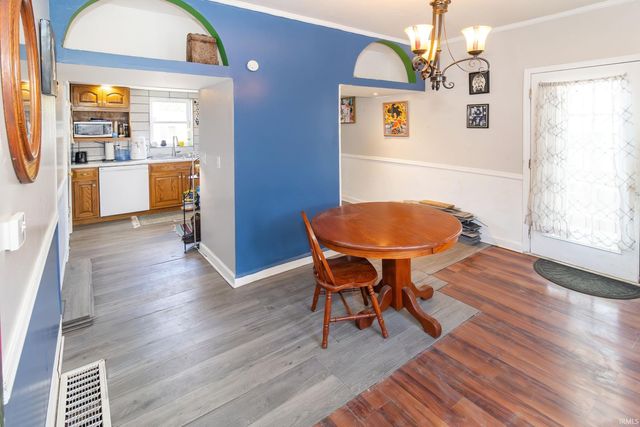 423 W Sycamore Street, Boonville, IN 47601