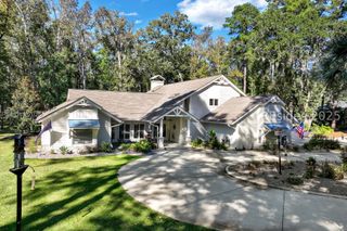 25 Martingale E, Bluffton, SC 29910