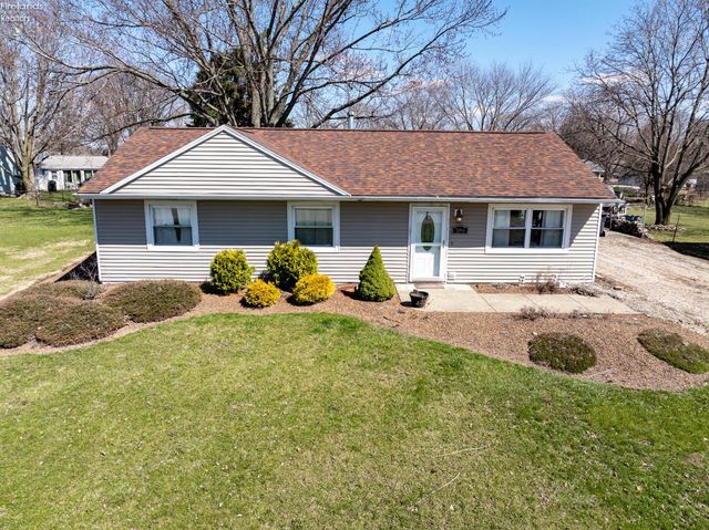 1094 Millbrook Drive, Fremont, OH 43420