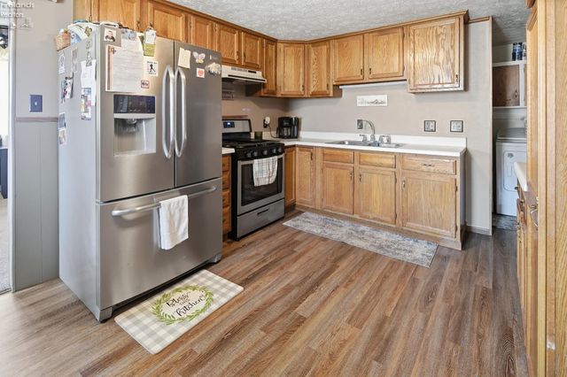 1094 Millbrook Drive, Fremont, OH 43420