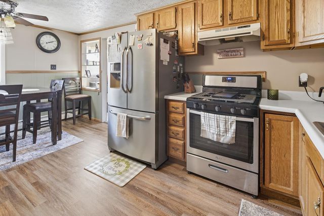 1094 Millbrook Drive, Fremont, OH 43420