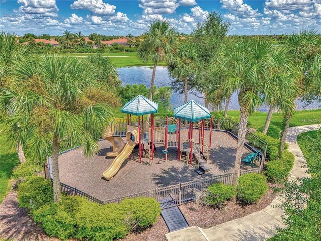10730 IRONBRIDGE DRIVE, Venice, FL 34293