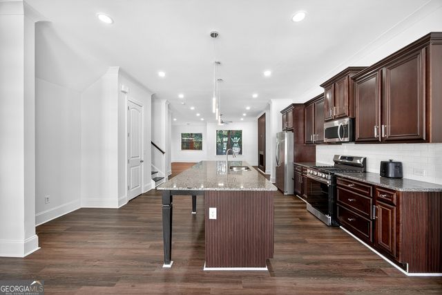 712 Avondale Hills Drive, Decatur, GA 30032