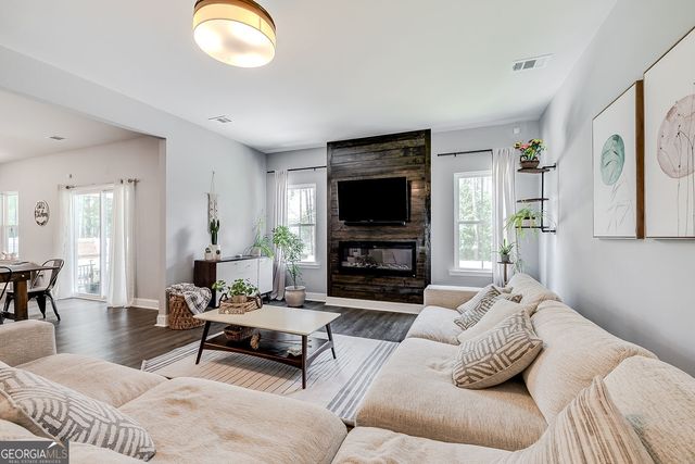 130 Sapphire Circle, Guyton, GA 31312