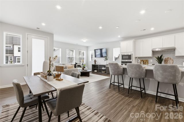 118 Berkeley Avenue A, Mooresville, NC 28117