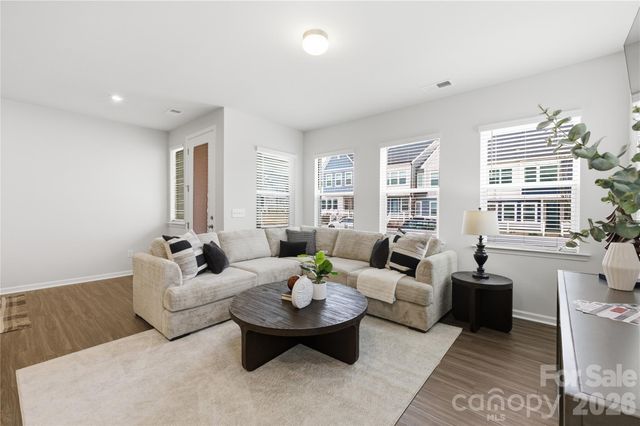 118 Berkeley Avenue A, Mooresville, NC 28117