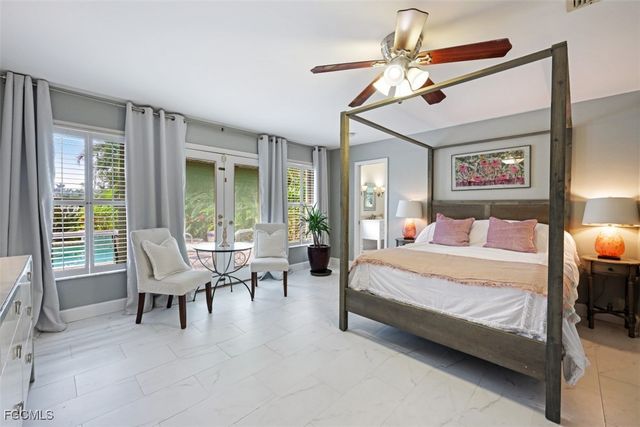 1030 Aqua LN, Fort Myers, FL 33919