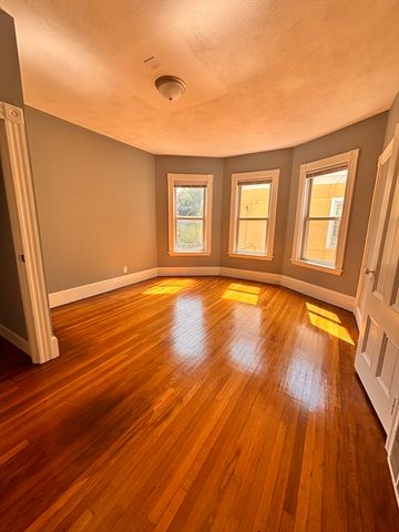 10 Stickney Ave 2, Somerville, MA 02145