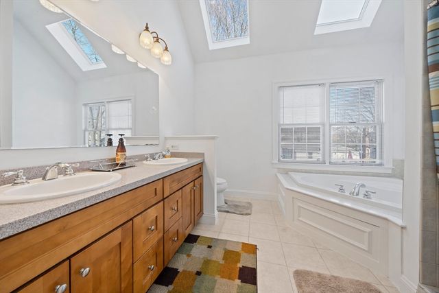 20 Coolidge Ave, Norwood, MA 02062