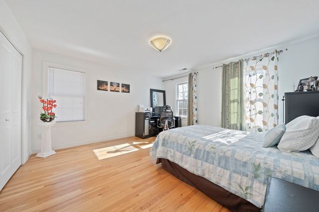 20 Coolidge Ave, Norwood, MA 02062