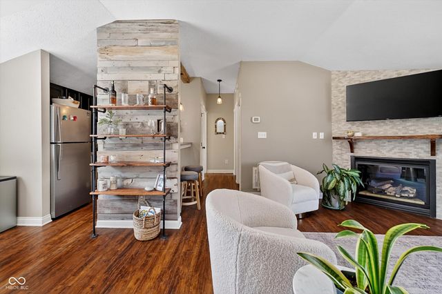 1011 N Ogden Street, Indianapolis, IN 46202